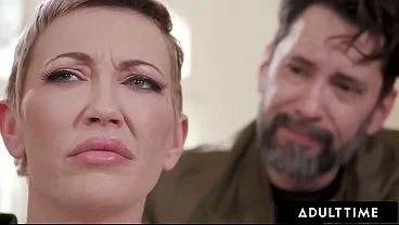 Vingança Anal com a Safada Adira Allure